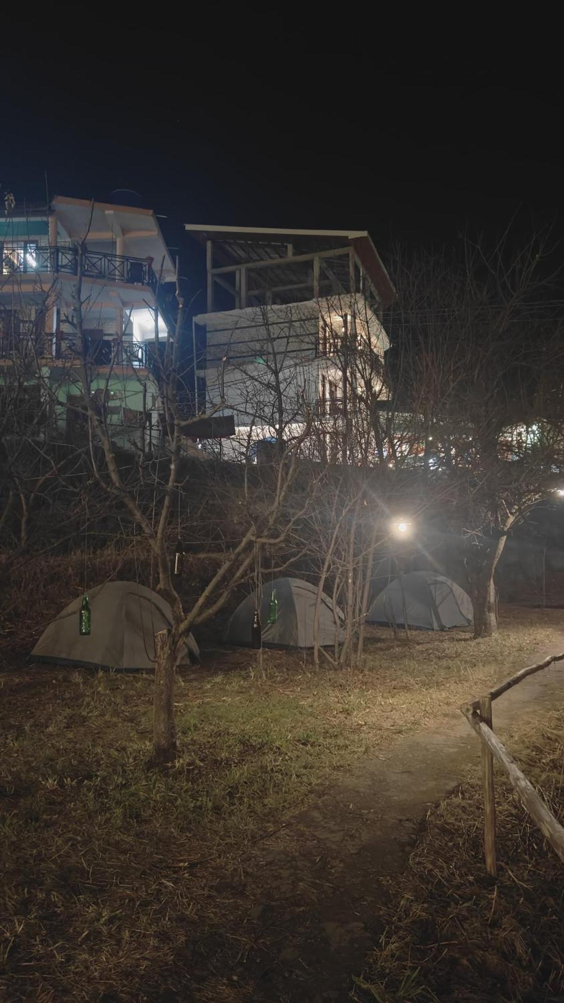 Хостел Basecamp Manali Екстер'єр фото